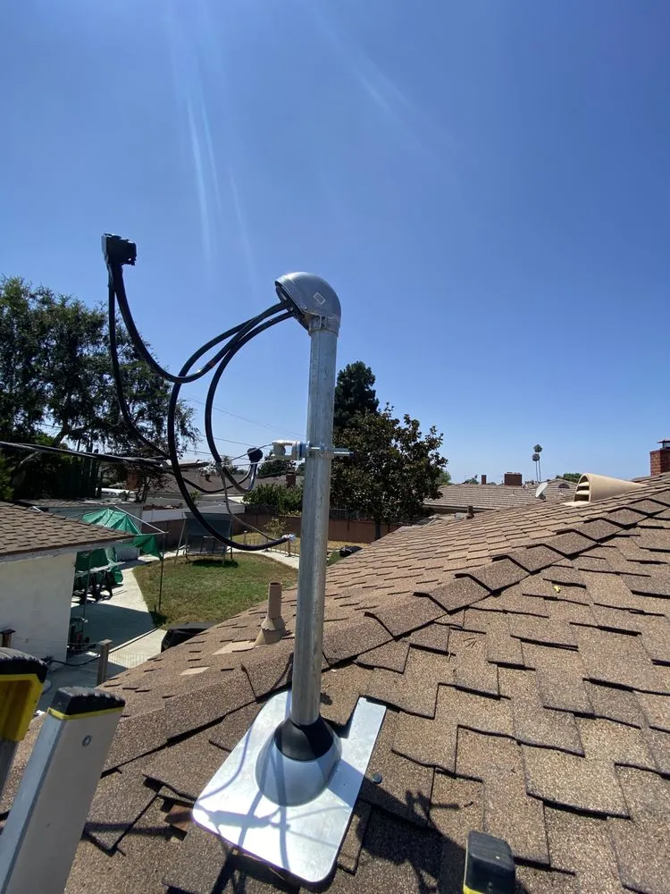 Slide of Gus's Electrical Services