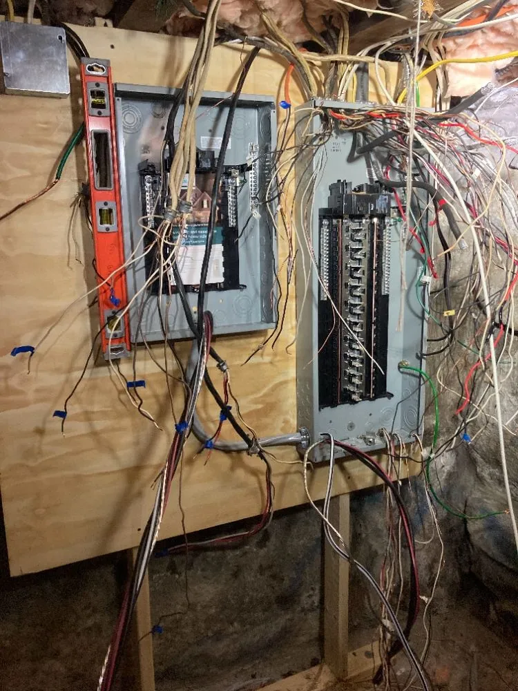 Slide of Gustavo Cardoso Journeyman Electrician