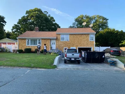 Gustavo’s Construction Services Logo