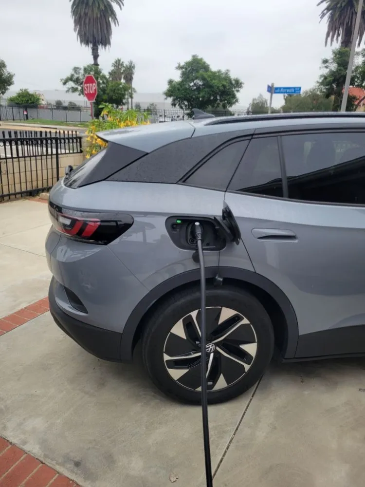 Slide of Guzman Electric