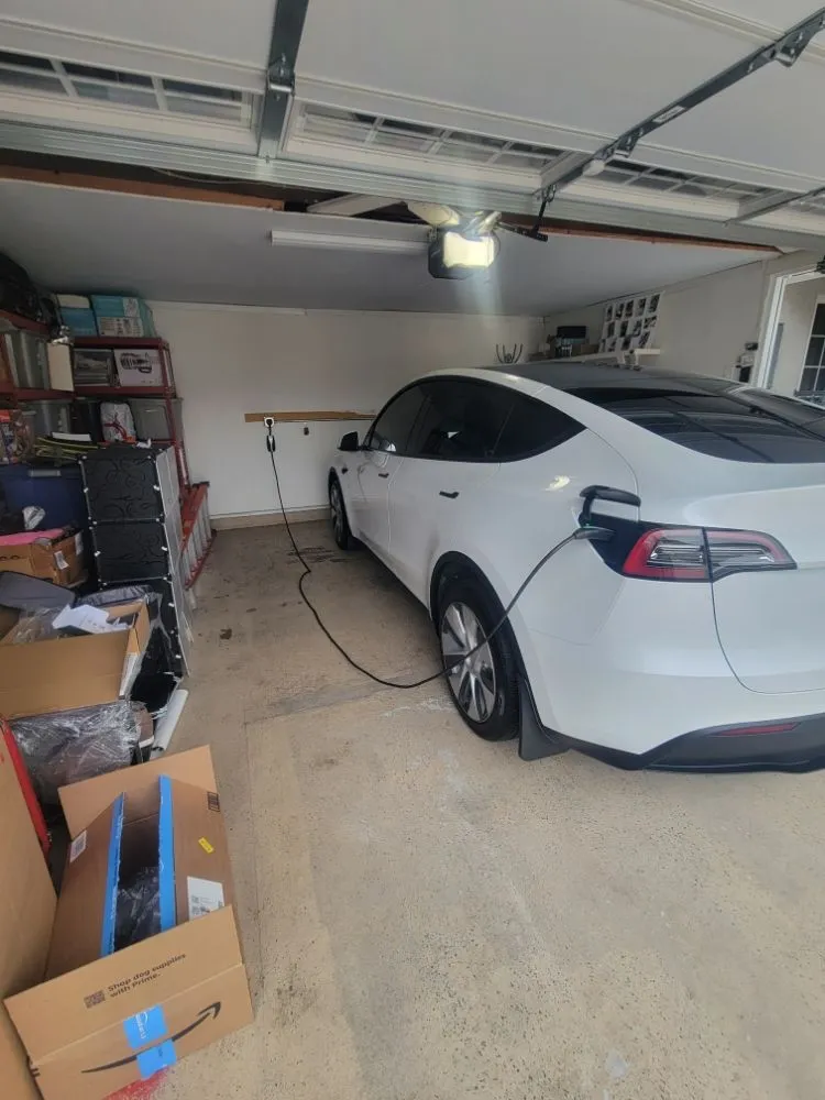 Slide of Guzman Electric