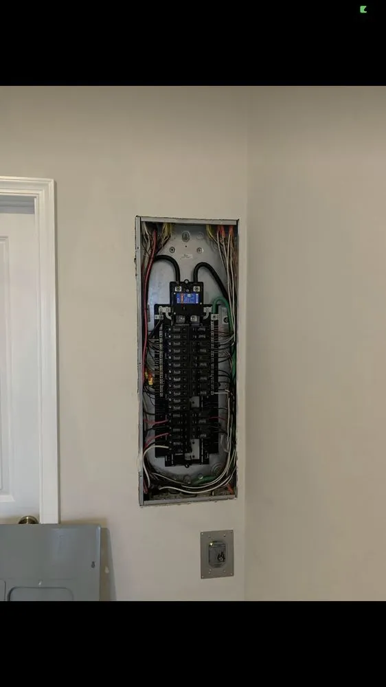 Emergency outlet and switch repair experts serving Beltsville, VA - Guzman Power Solutions