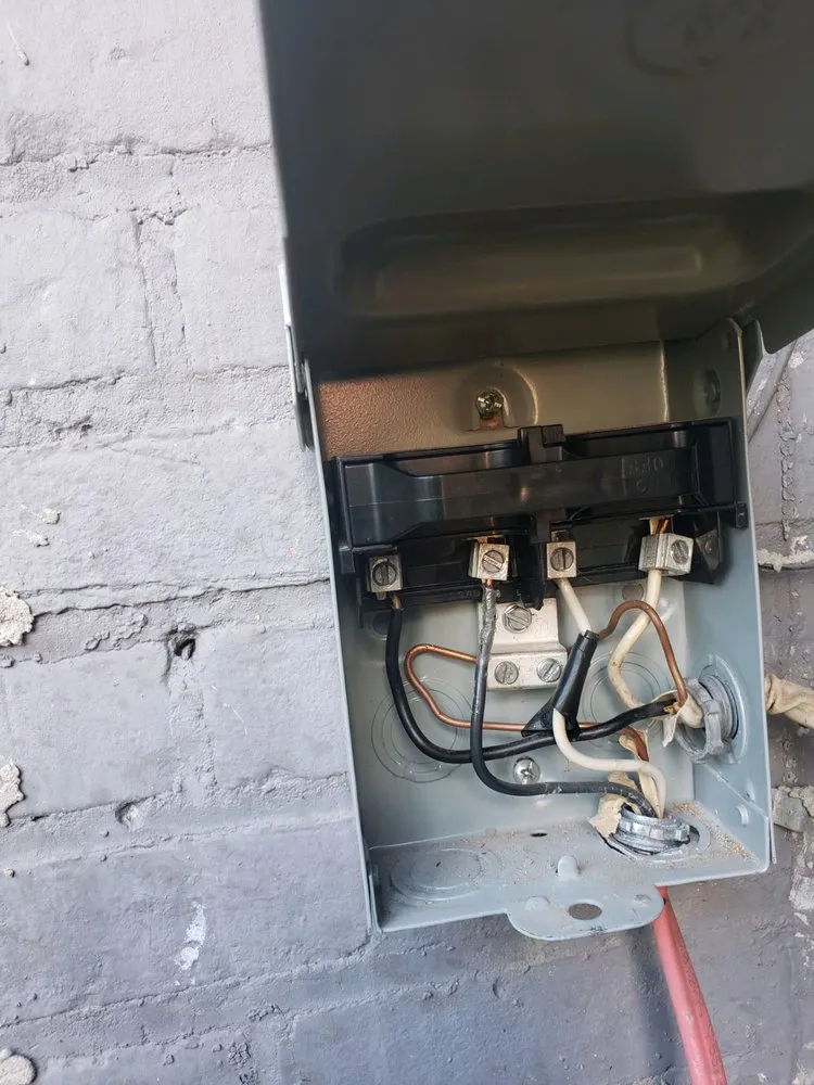 Slide of H & M Handyman Service