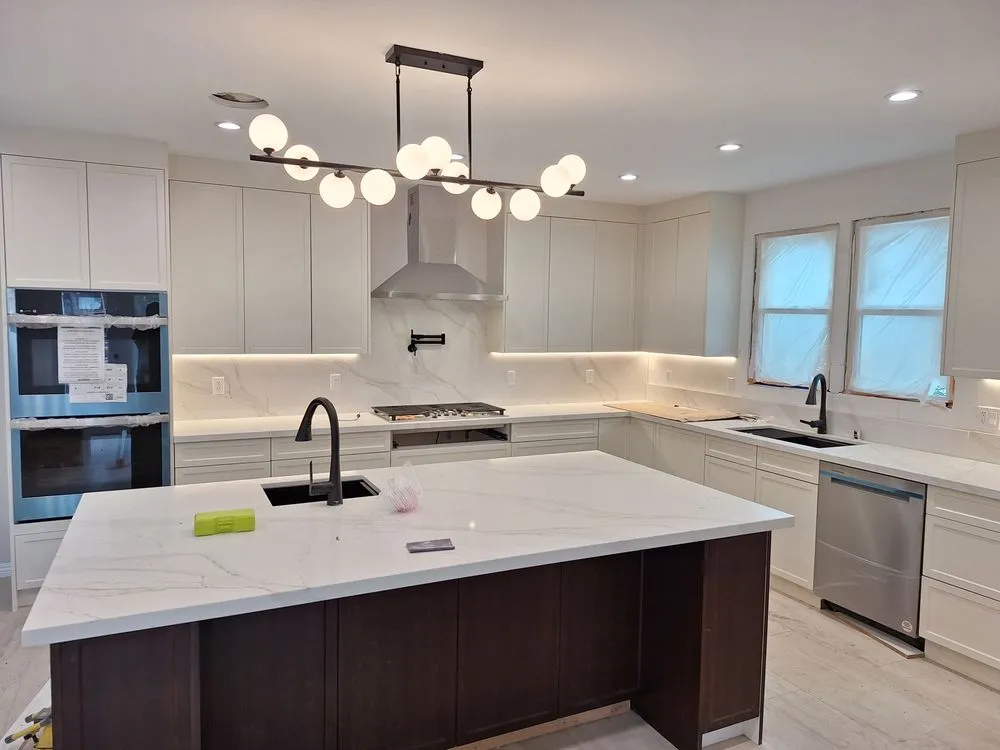 Slide of H & R Electric