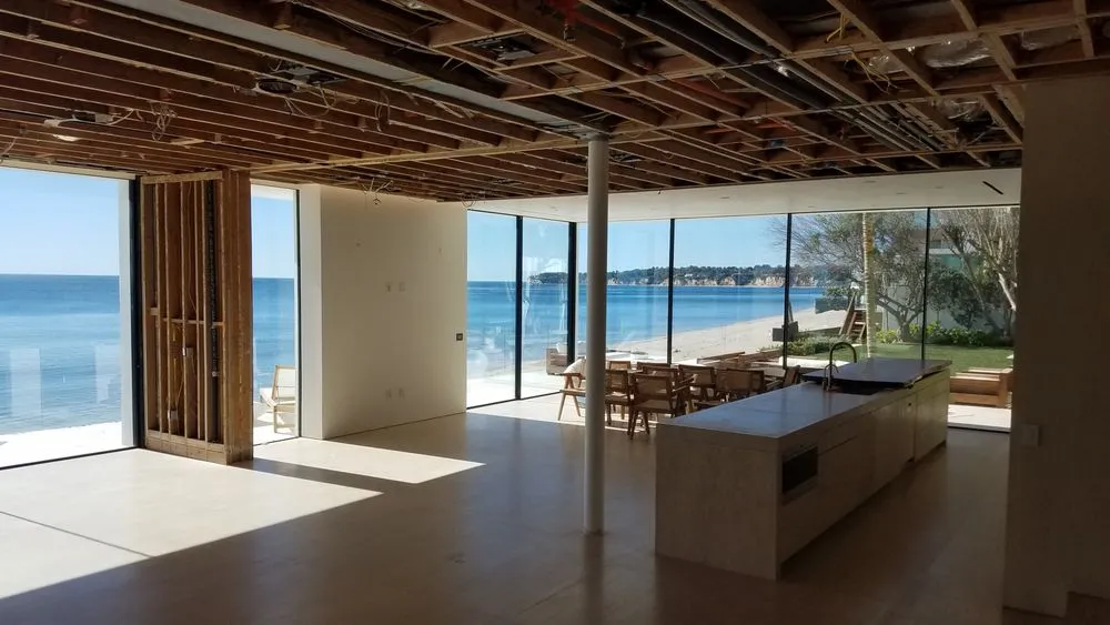 Slide of H & R Electric