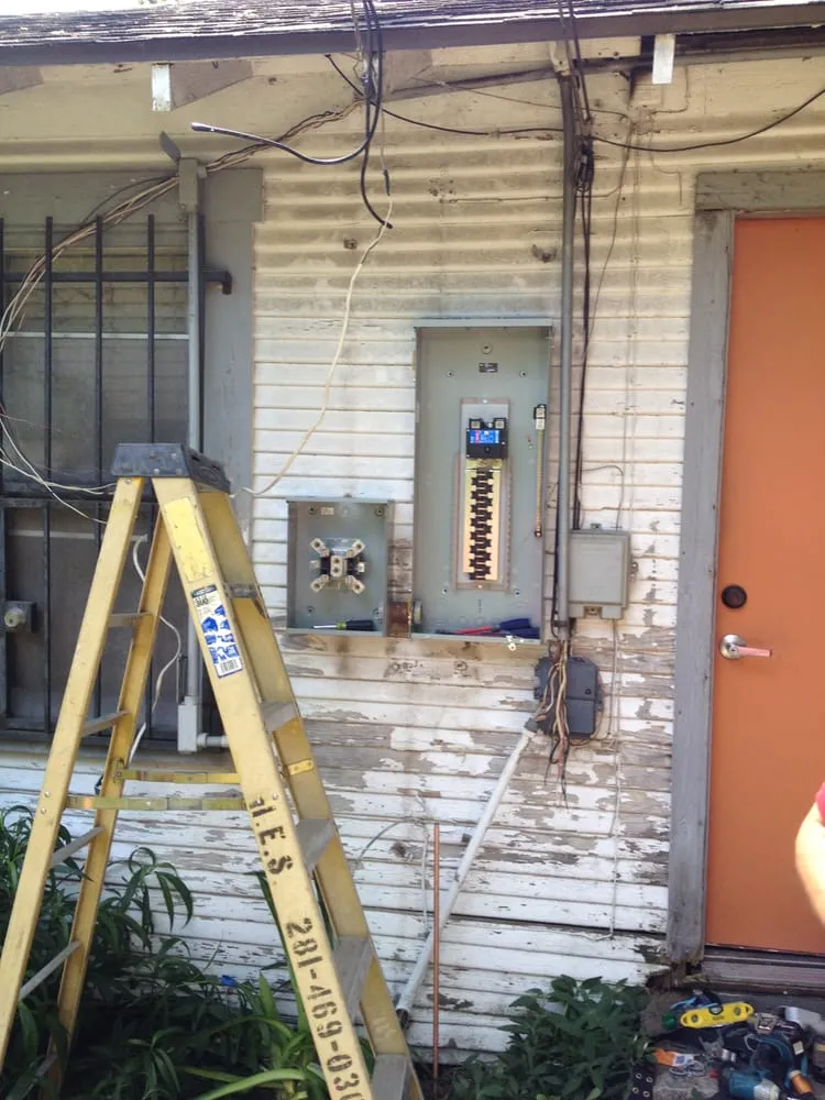 Slide of H & R Electric