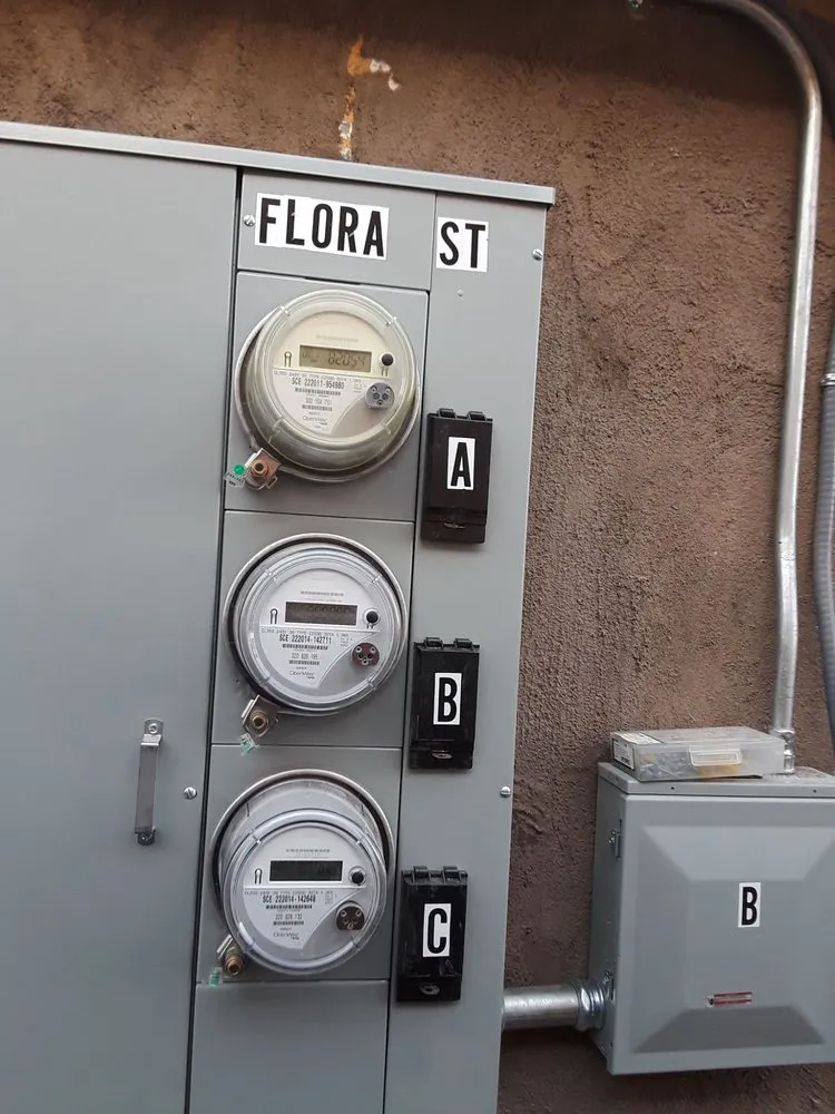 Slide of H E S Herrera Electric Solutions