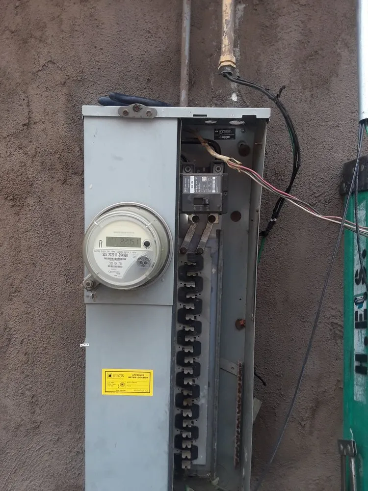 Slide of H E S Herrera Electric Solutions