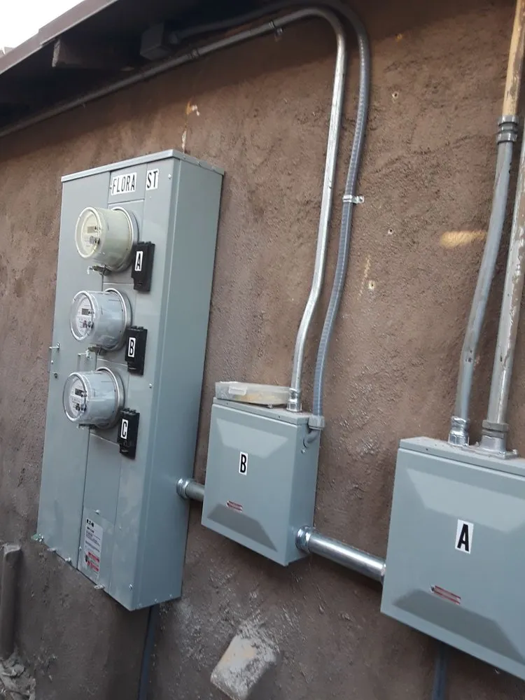 Slide of H E S Herrera Electric Solutions