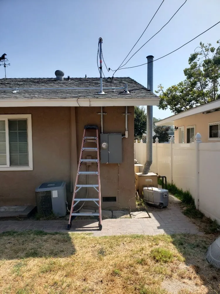 Slide of Hab's Electric