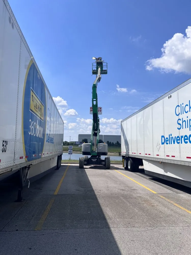 Professional electrician providing lighting installation in , 