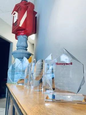 Haislip Corporation Logo