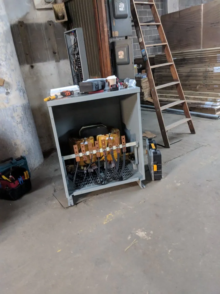 Emergency emergency electrical service in ,  by Hallaran Electric