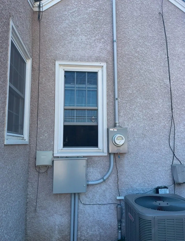 Slide of Halle Electric