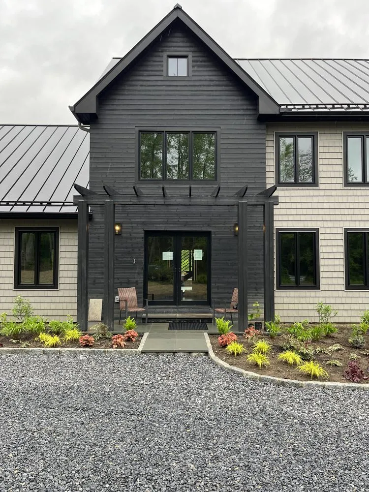Affordable electrical repair experts serving Verbank, NY - Hallock Contracting