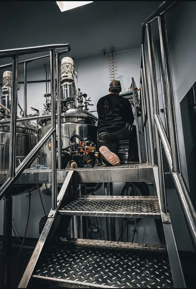 Slide of HaloCom Electric