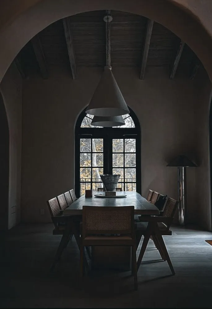 Slide of HaloCom Electric