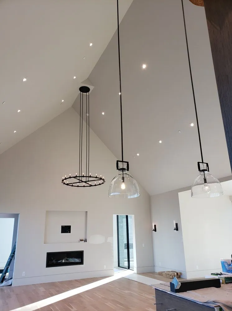 Slide of Haltom City Emergency Electrician