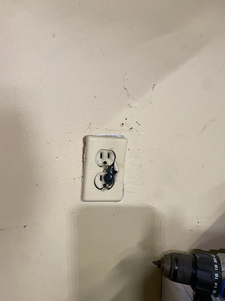 Slide of Hamid-Hoss electric