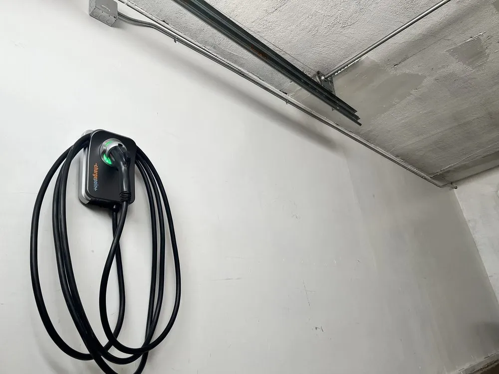 Slide of Hammerhead Energy