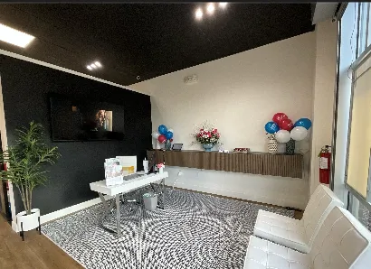 Slide of HammerHead Service