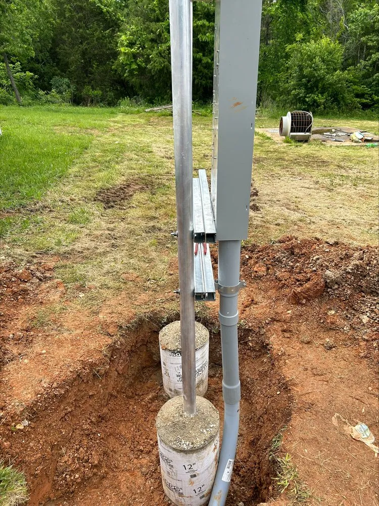 Affordable circuit breaker repair in Davisville, MO by Hampton Electric