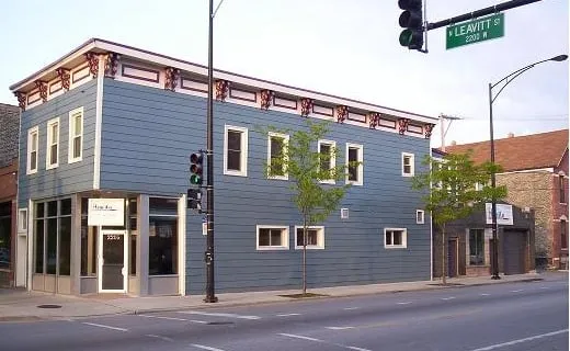 Licensed electrician providing outlet and switch repair in , 