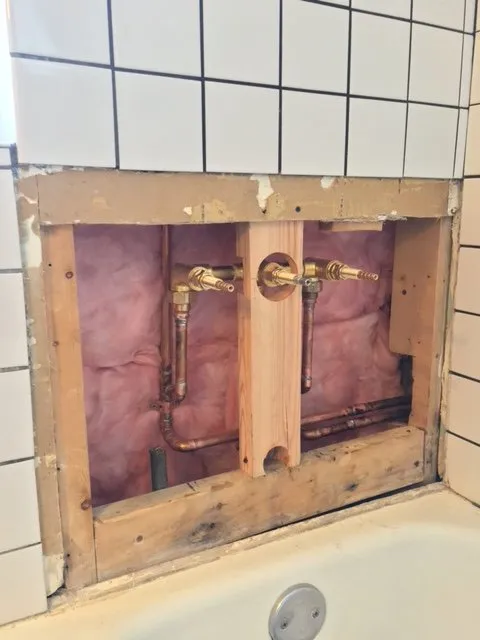 Reliable outlet and switch repair experts serving ,  - HandiCo