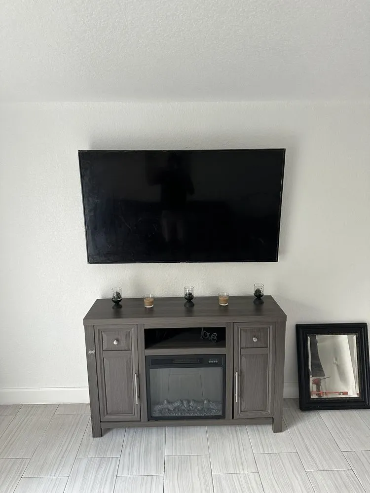 Licensed circuit breaker repair in , by Hands With A Master Plan