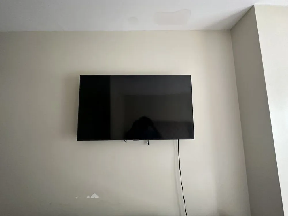 Slide of Handy Anthoney