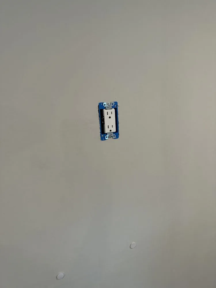 Slide of Handy Anthoney