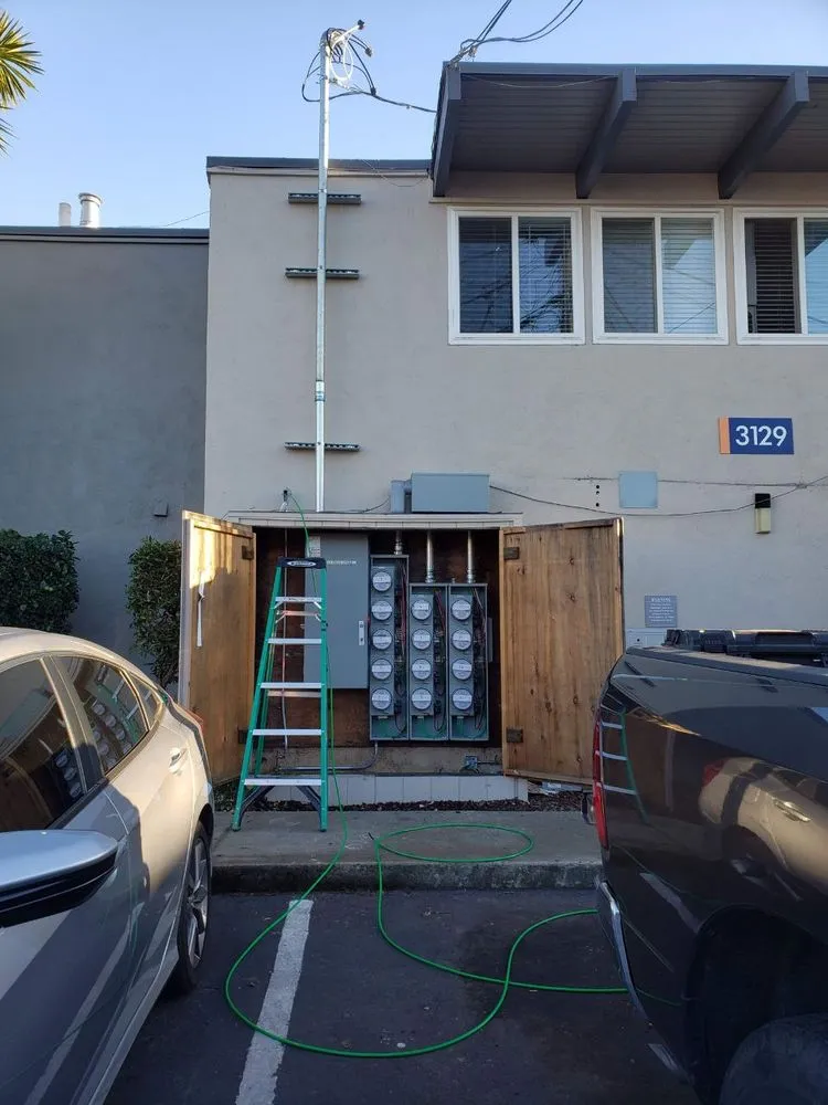 Slide of Handy Bay Solutions