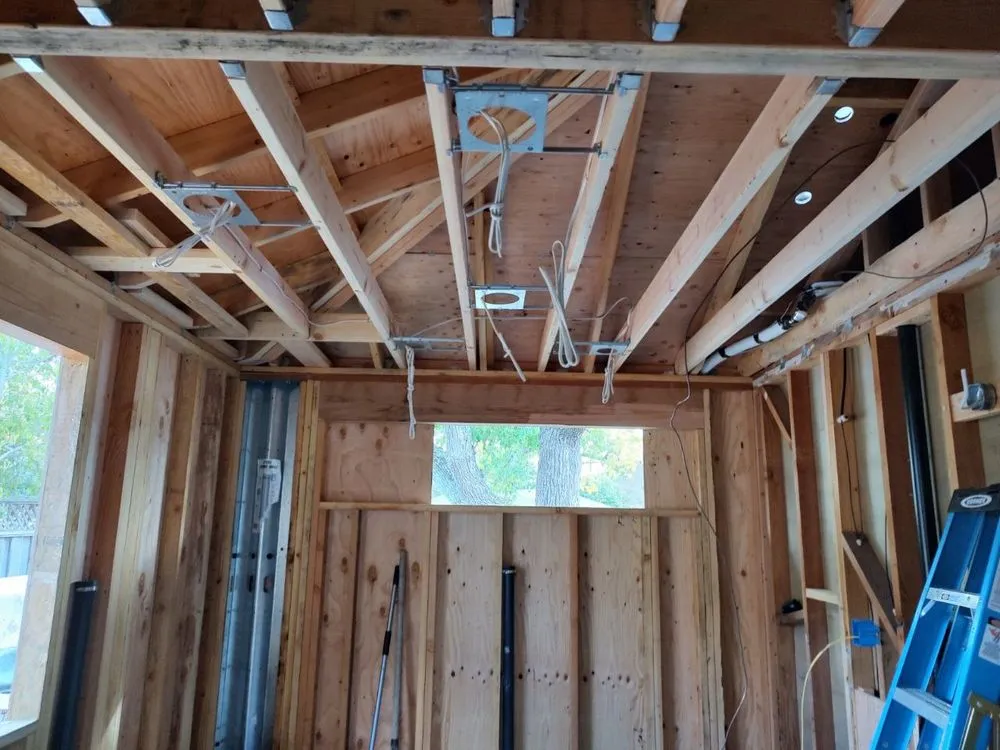 Slide of Handy Bay Solutions