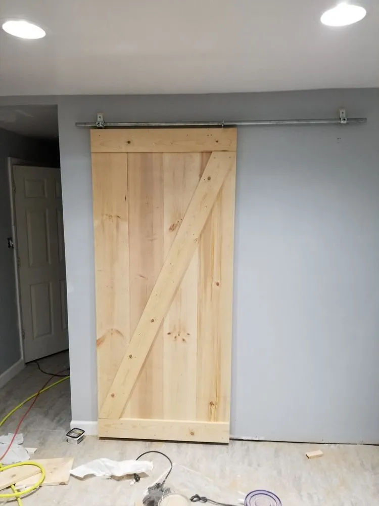 Certified electrical service for homes in lighting installation, by