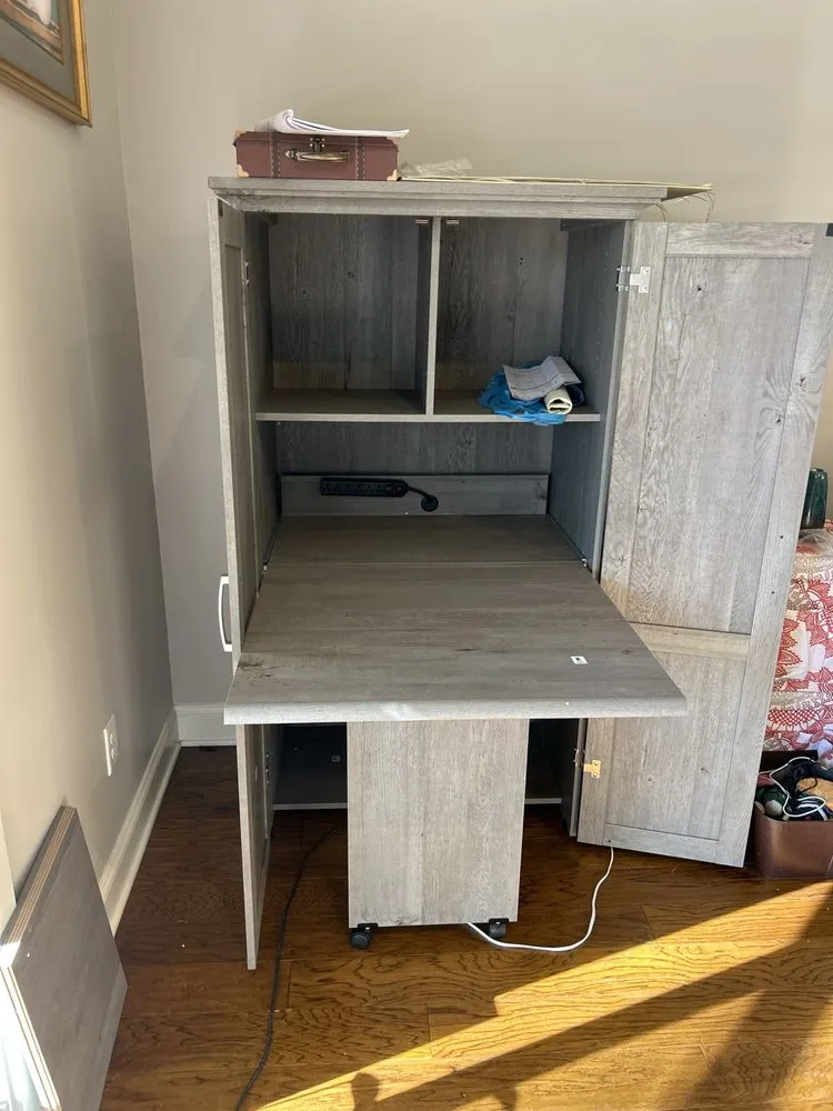 Slide of Handy Canuck