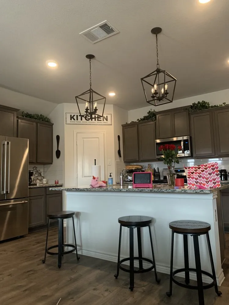 Slide of Handy Dandy Josh