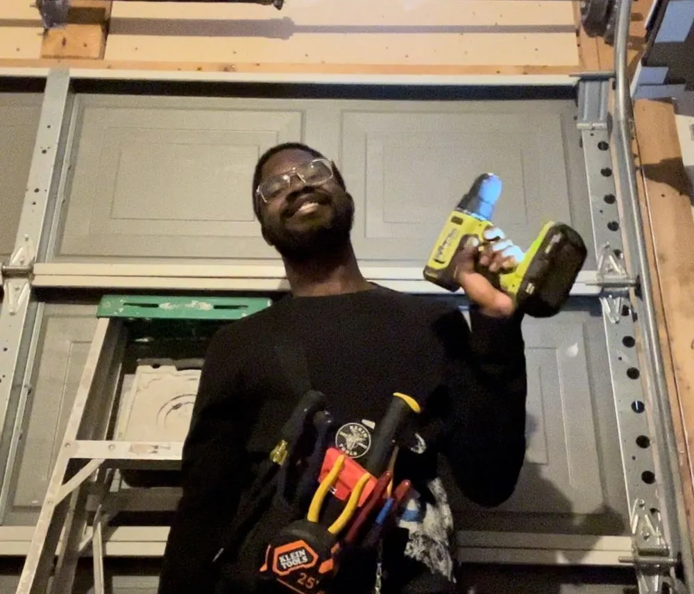 Slide of Handy Danzy Services