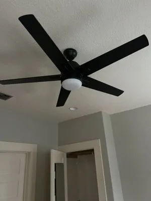 Handy Danzy Services Logo