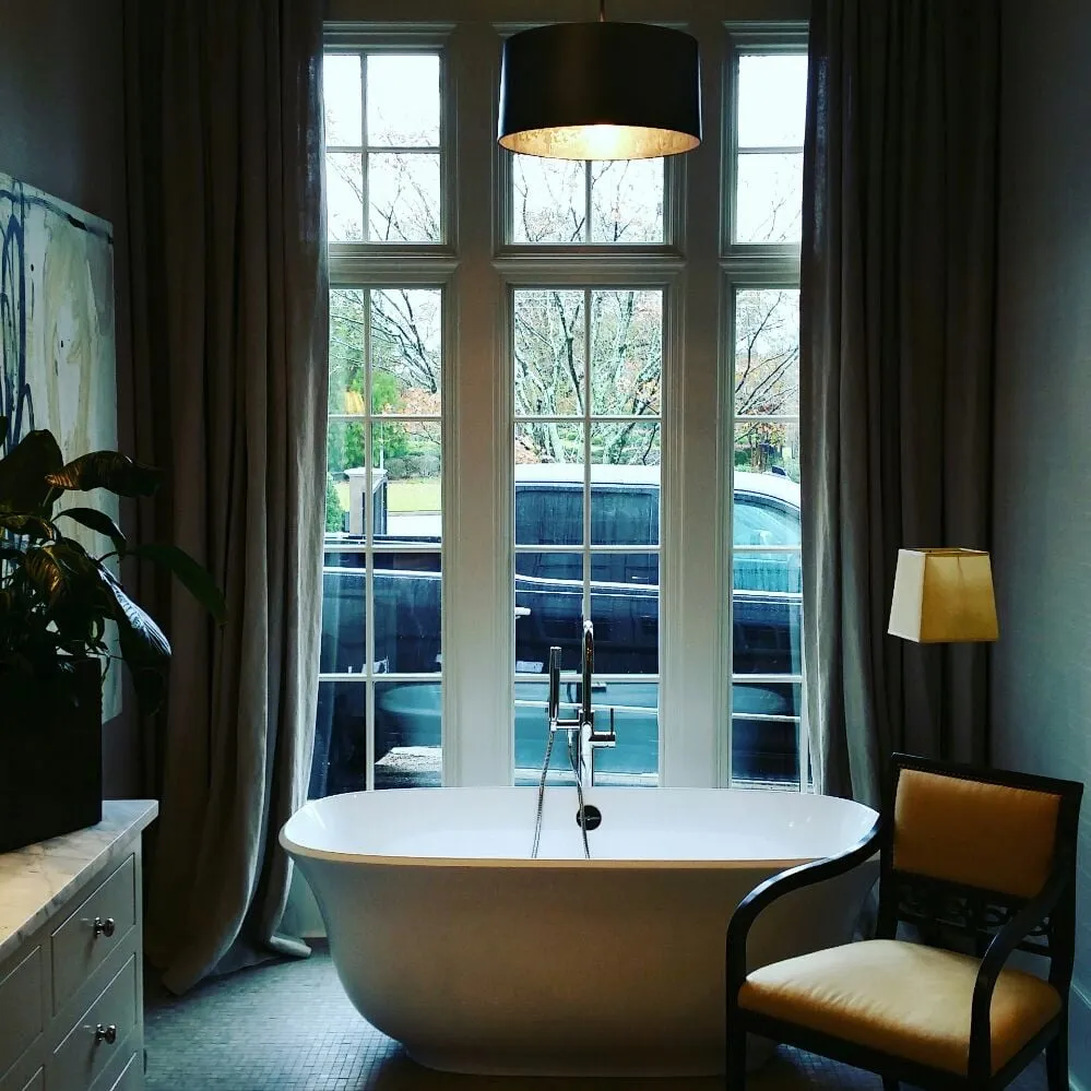 Slide of Handy Electrician