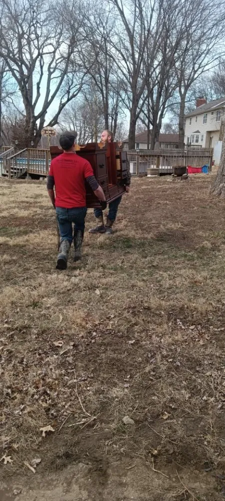 Slide of Handy Heltons