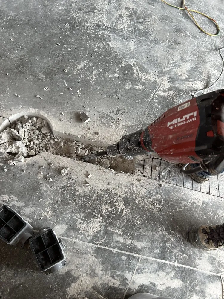 Affordable emergency electrical service experts serving ,  - Handy Hughes