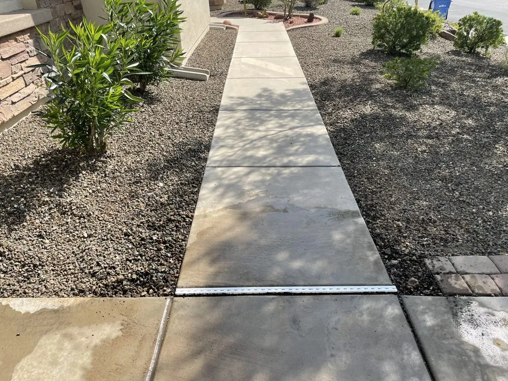 Slide of Handy Maddox