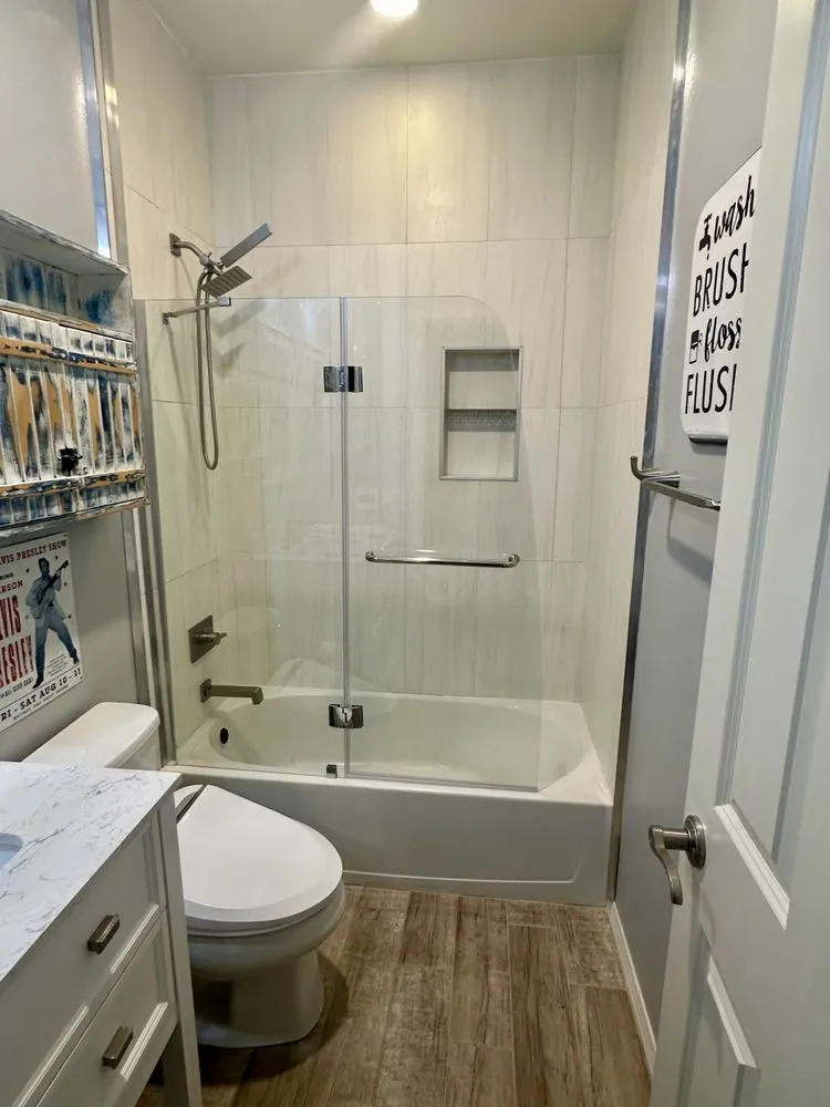 Slide of Handy Maddox