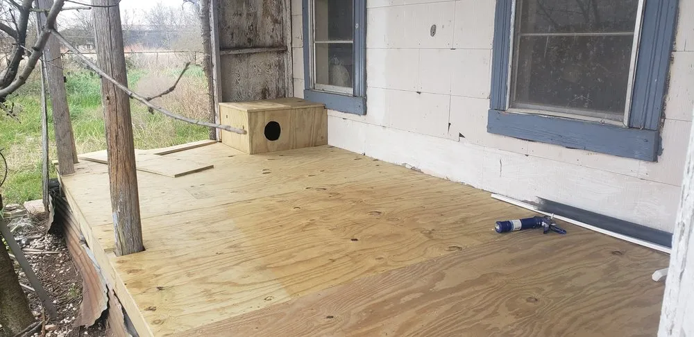 Slide of Handy Maght Services