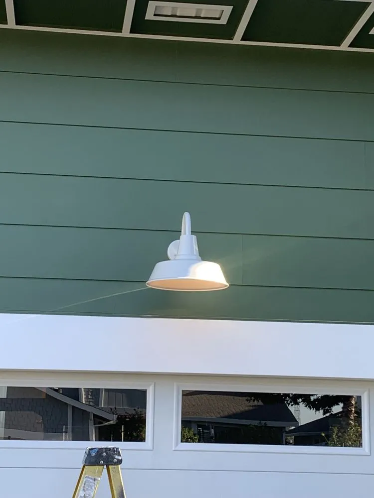 Slide of Handy Manny