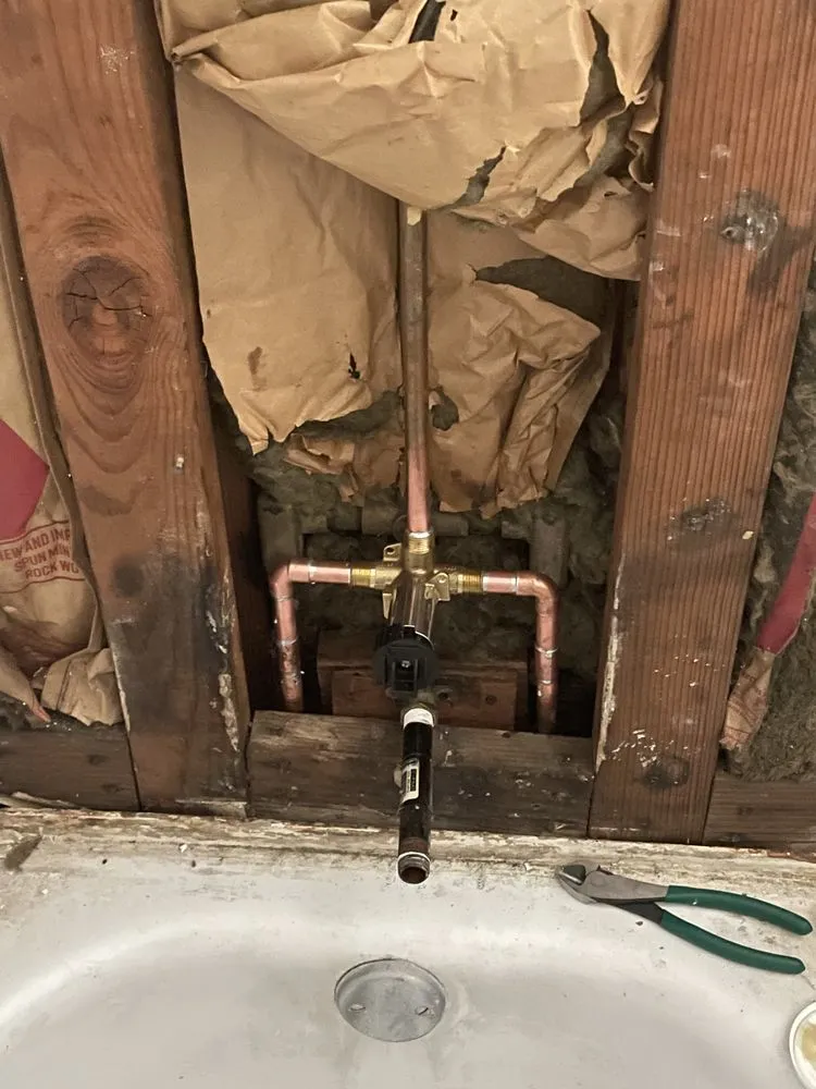 Slide of Handy Masters