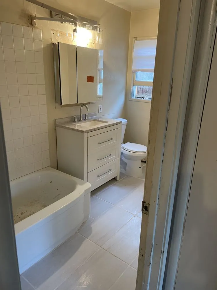 Slide of Handy Masters