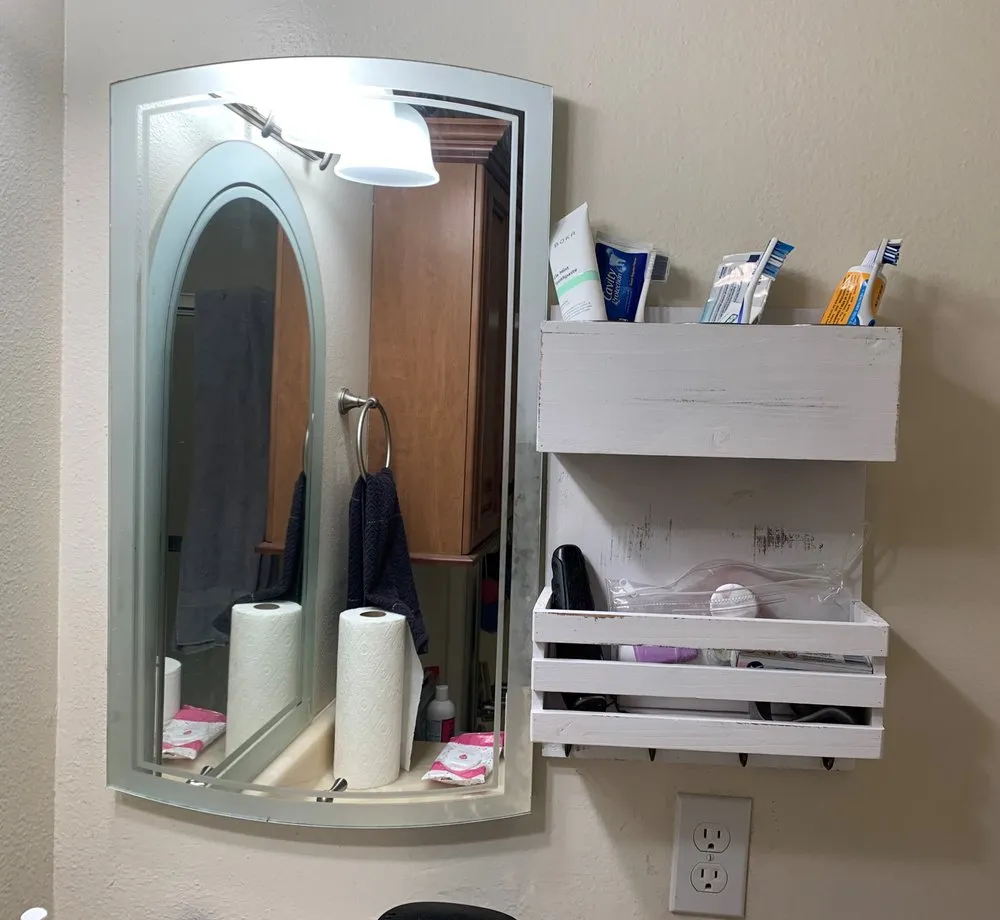 Slide of Handy Matt Services