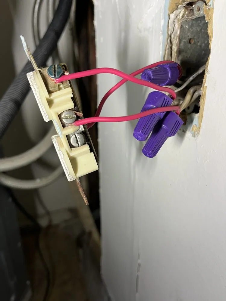 Slide of Handy Max Services