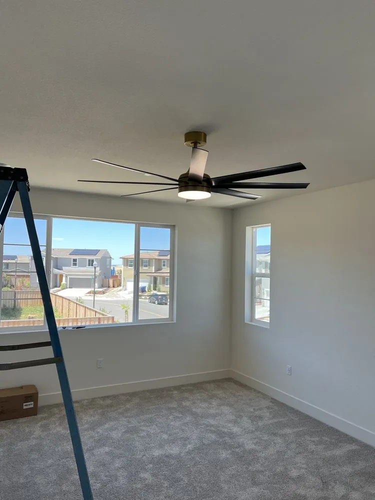 Slide of Handy Muchacho